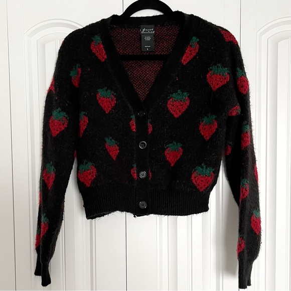 Sweet Society Cropped Cardigan - Picture 4 of 9